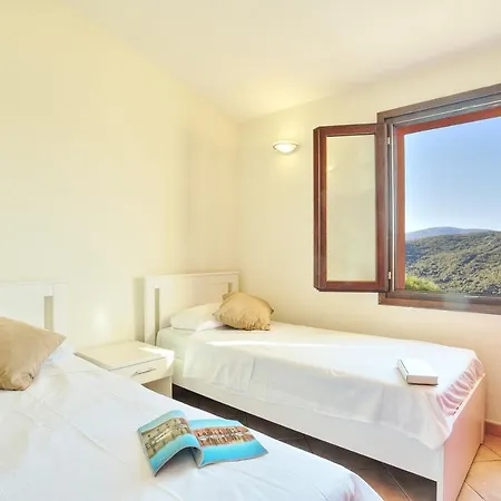 Guinness Paradise Villas By Domusaway Costa Paradiso Exterior photo