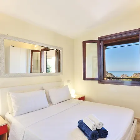 Guinness Paradise Villas By Domusaway Costa Paradiso Exterior photo